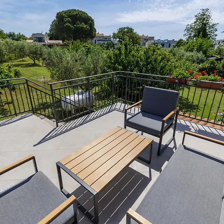 Olivo-1 By Interhome Apartment Karpinjan