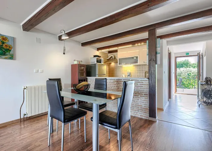 Olivo-1 By Interhome * Karpinjan
