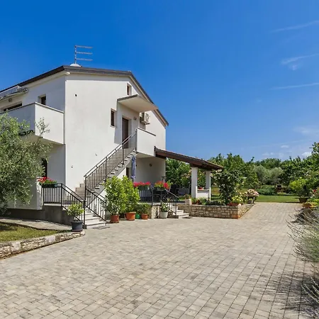 Olivo-1 By Interhome * Karpinjan